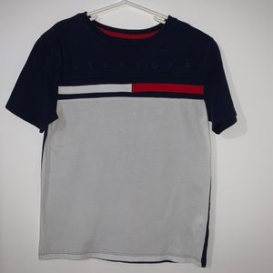 Tommy Hilfiger Tee (8/10)